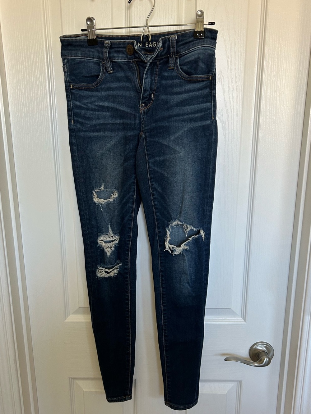 American Eagle Outfitters Dark Wash Ripped Skinny Jeans - Blue